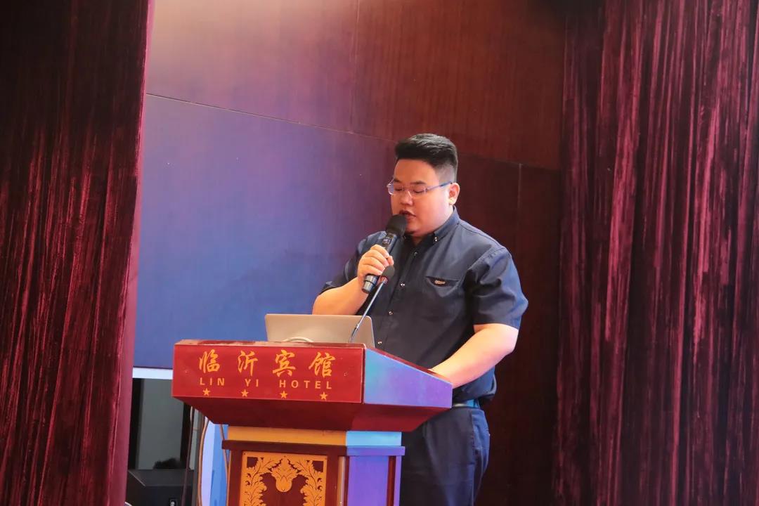 熱烈慶祝墻委會(huì )2021年會(huì )暨新型墻材綠色低碳發(fā)展論壇圓滿(mǎn)召開(kāi)