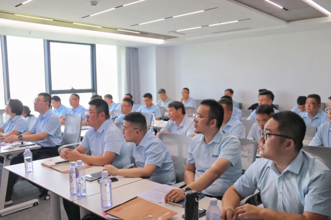 2024年上半年中層管理干部述職會(huì )議：述職曬答卷，砥礪再奮進(jìn)。